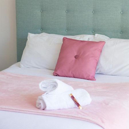 Aston Norwood Chalets Upper Hutt Bagian luar foto