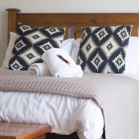 Aston Norwood Chalets Upper Hutt Bagian luar foto