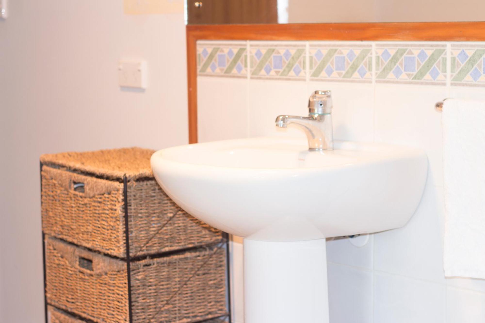 Aston Norwood Chalets Upper Hutt Bagian luar foto