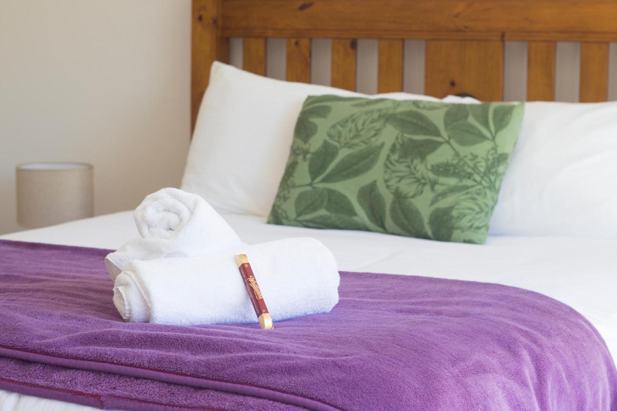 Aston Norwood Chalets Upper Hutt Bagian luar foto